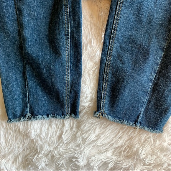 Old Navy Rockstar Mid-Rise Raw Hem Jeans 26 Long - Picture 4 of 11